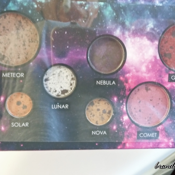 Makeup bundle - Picture 7 of 7